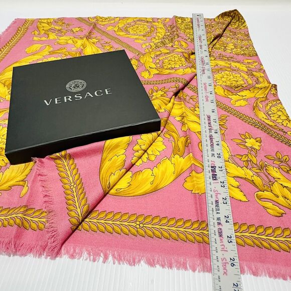 Versace Barocco Pink Gold Cashmere Silk Wool Fringe Shawl Scarf 55" NWT $750 - Picture 10 of 14